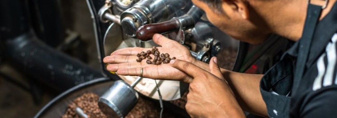 Szemes kávé: A Frissesség, Az Aroma és a Hagyomány