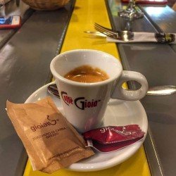 Caffé Gioia eszpressó, cukor